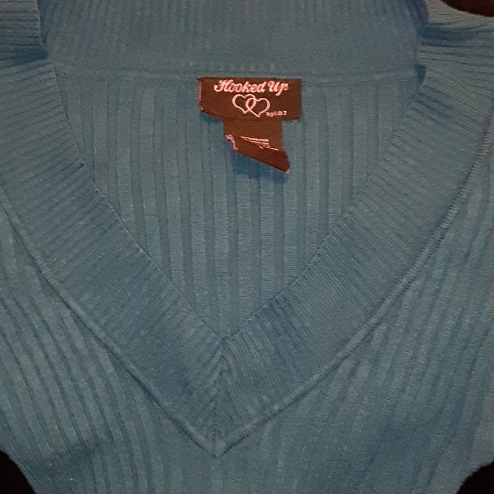 Check Sweater - Picture 3 of 3